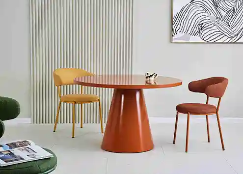 round dining table